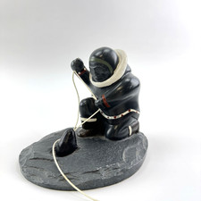 BOMA Inuit Figur Hand Painted